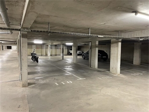 parking à la vente -   83170  BRIGNOLES, surface 12 m2 vente parking - UBI395986010